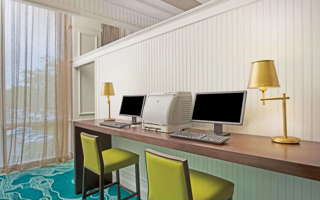 Wyndham Lake Buena Vista – Disney Springs® Area