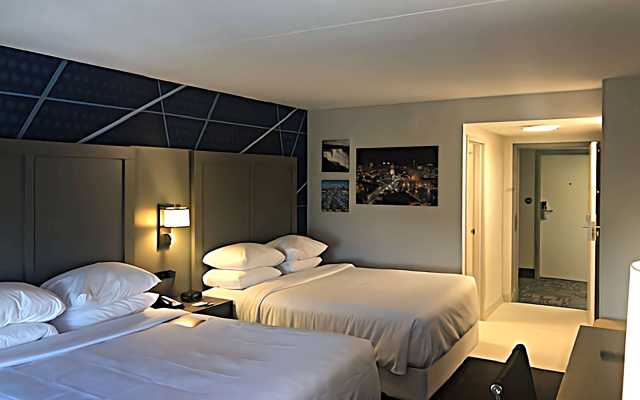 Comfort Inn & Suites Buffalo Airport