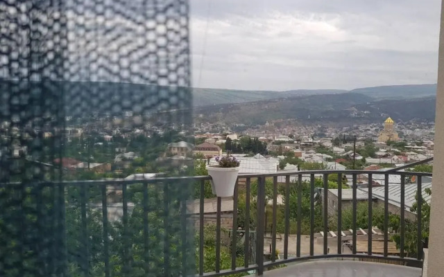 Отель Upstairs Hotel Tbilisi