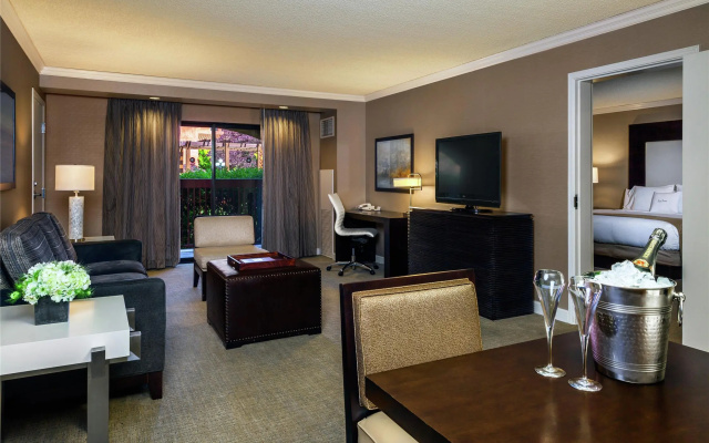 DoubleTree by Hilton Hotel Sonoma Wine Country
