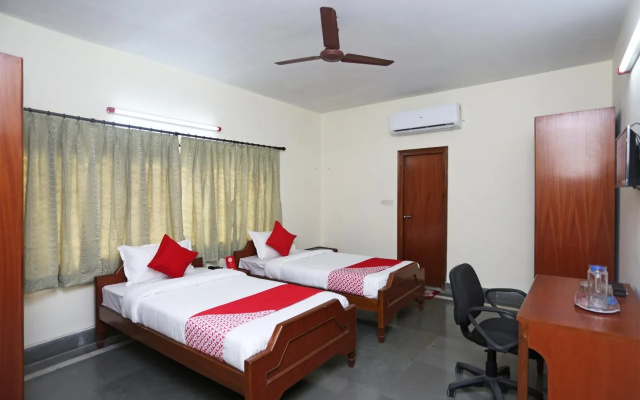 Iphmr By OYO Rooms