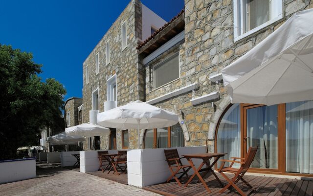 Отель Bodrum Bay Resort - All Inclusive вид на фасад