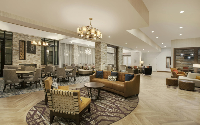 Homewood Suites by Hilton Louisville Downtown, KY