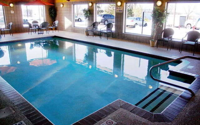 AmericInn Lodge & Suites Rogers