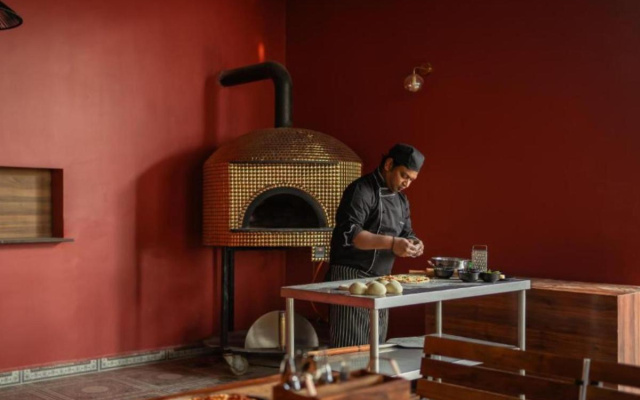 The Hosteller Goa, Mandrem