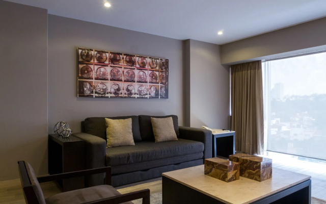 Ventura Hotel & Suites