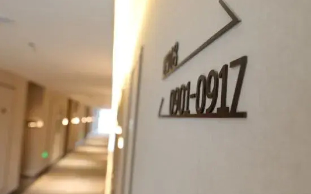 Songjin Grand Hotel (Xuchang East High-Speed Railway Station Store)