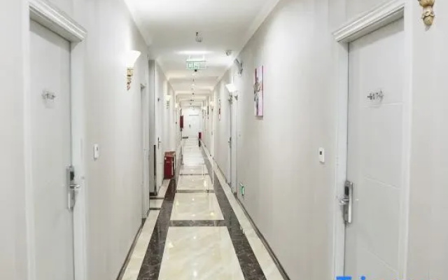 7Days Inn Hotel (Guiyang Beijing Road Guiyi Subway Station)