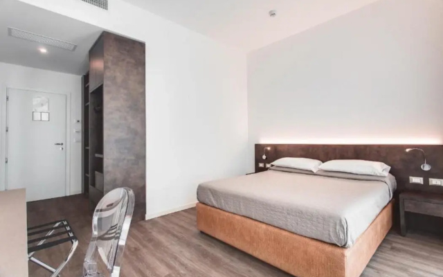 Hotel Nadir