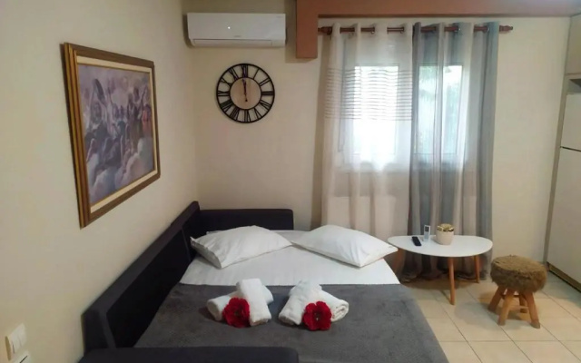 Apartment near the sea, Volos