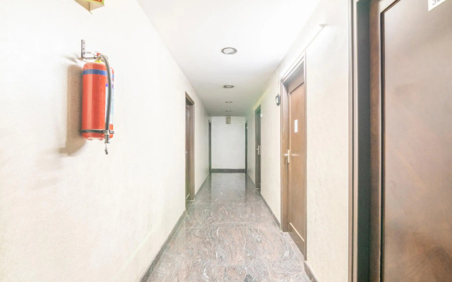 OYO 435 Hotel Amshi International