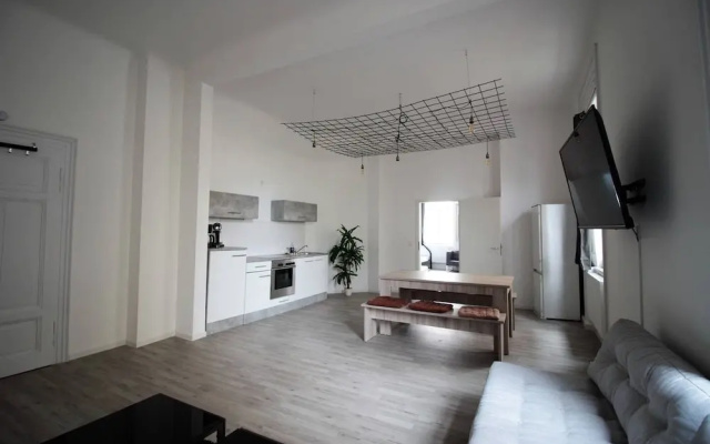 Geräumiger Altbau für große Gruppen