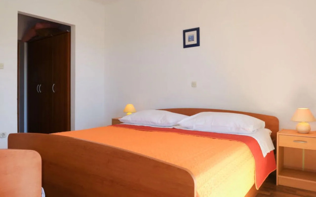 Apartment Dora Spiez 39648