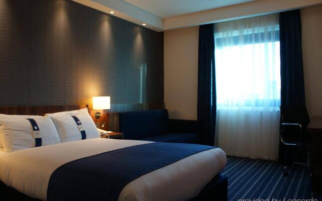 Отель Holiday Inn Express London Stratford Великобритания, Лондон - 1 отзыв об отеле, цены и фото номеров - забронировать отель Holiday Inn Express London Stratford онлайн комната для гостей
