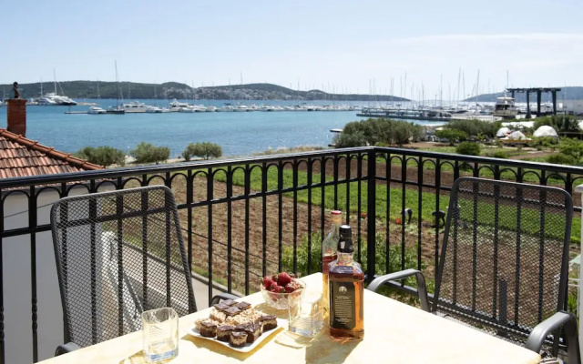 Apartments Roza