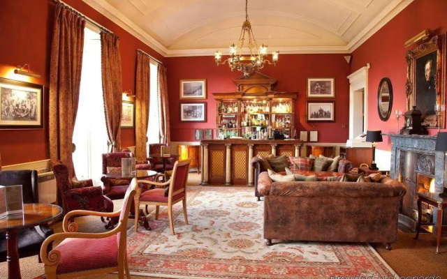 Thainstone House