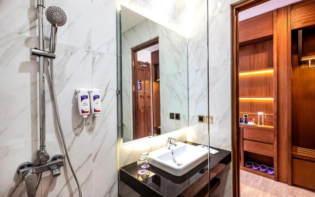 FOX Harris Hotel & Conventions Banjarnegara
