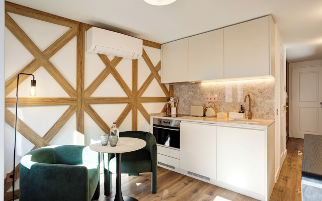 Graça Gate | Mouraria Compact Studio