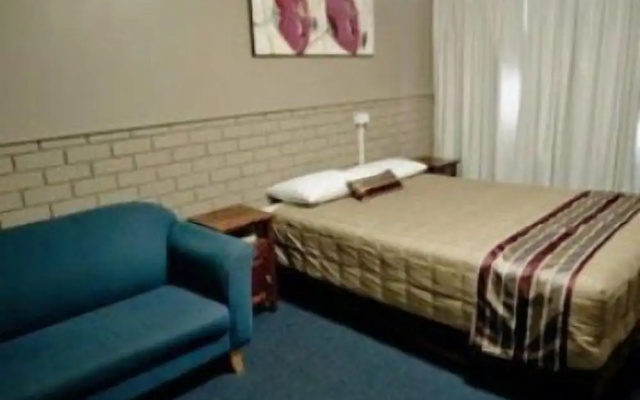 Centrepoint Motor Inn