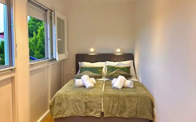 Cozy Studio Apartment