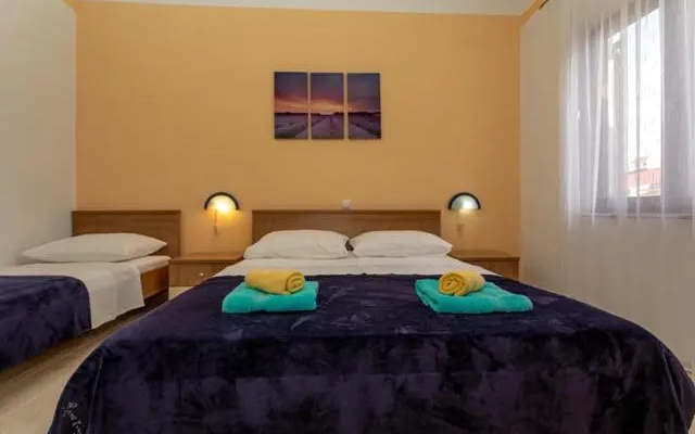 Apartment Marinko