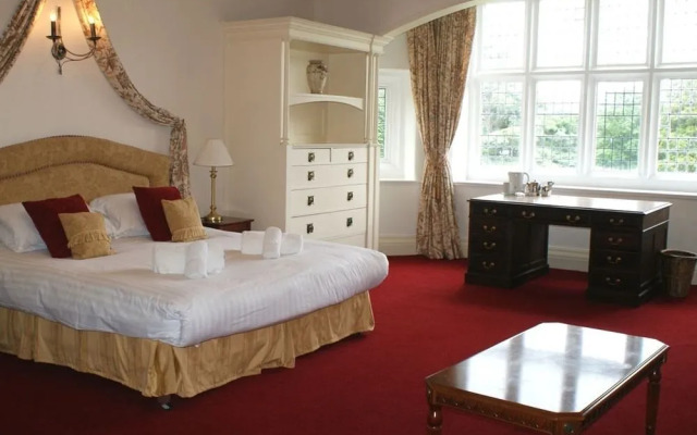 Caer Rhun Hall Hotel