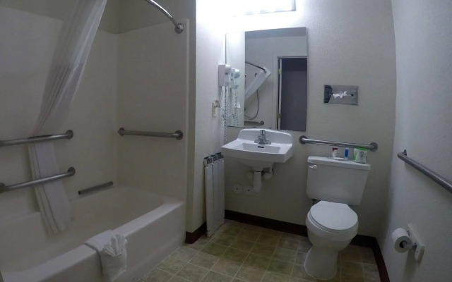 Rodeway Inn Goddard