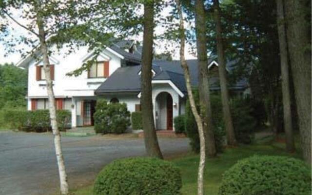 Отель Pension Forest Яманакако вид на фасад