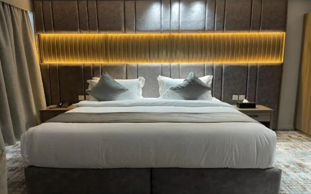 Sweet Land Hotel