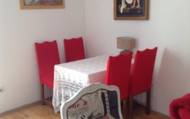 Kulusic (Private Accommodation)