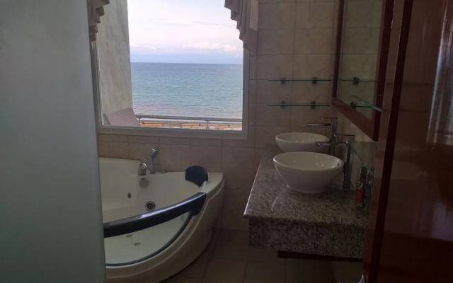 Ocean Breeze Resort