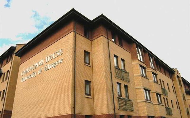 Отель Cairncross House Глазго вид на фасад