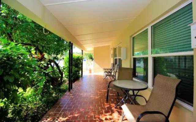 Tropical Getaway Studio-628B