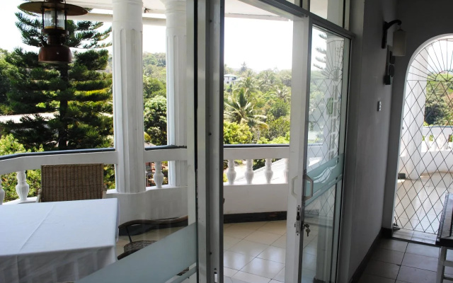 White Villa Tourist Guest