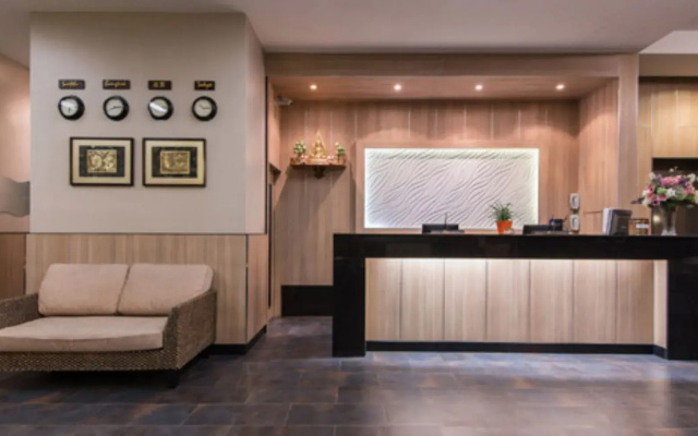 Marsi Hotel Bangchak