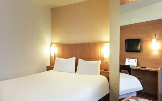 Mercure Paris Butte Montmartre Basilique