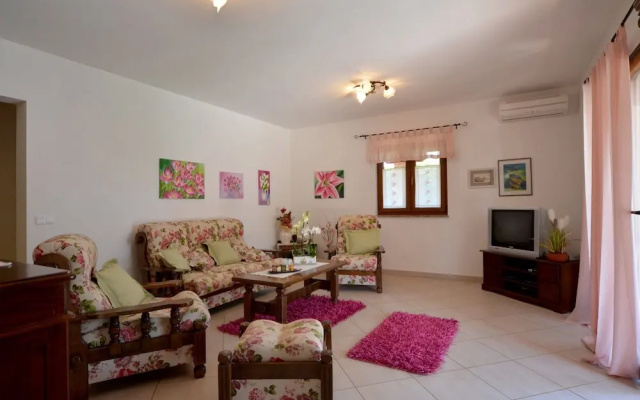 Villa Moira