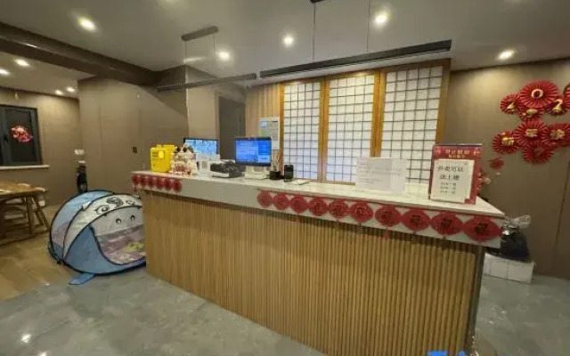 Phile Hotel (Wudadao Xiawafang Subway Station Branch)