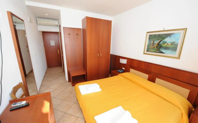 Hotel Anna