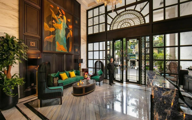 GM Premium Hotel
