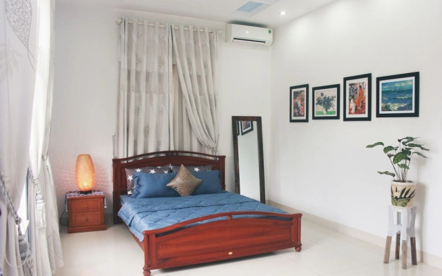 Pura Vida House
