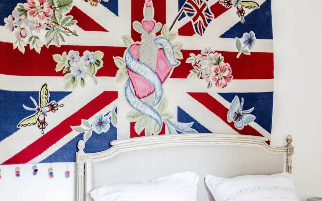 Exquisite Designers Abode
