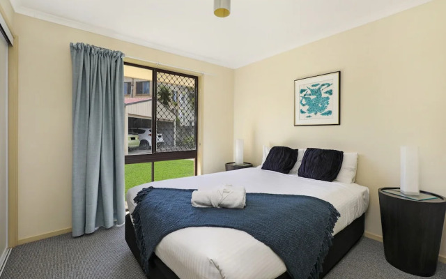 Naroo7- Prime Mooloolaba Location