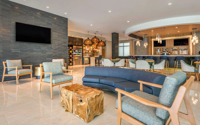 Cambria Hotel Fort Lauderdale Beach