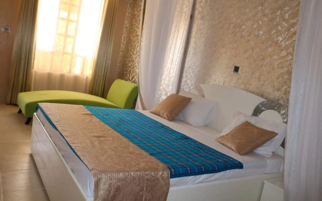 The Cradle Tented Camp