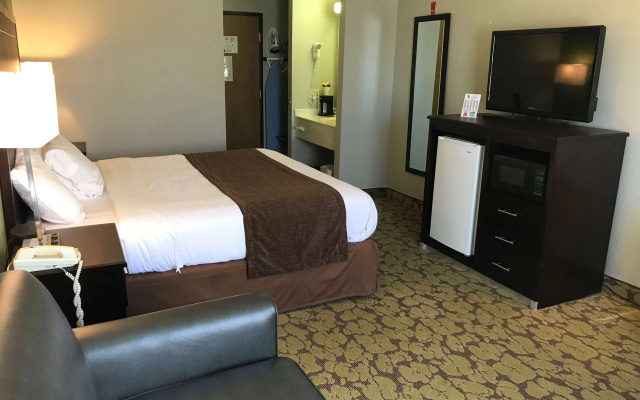 SureStay Plus Hotel by Best Western Bettendorf