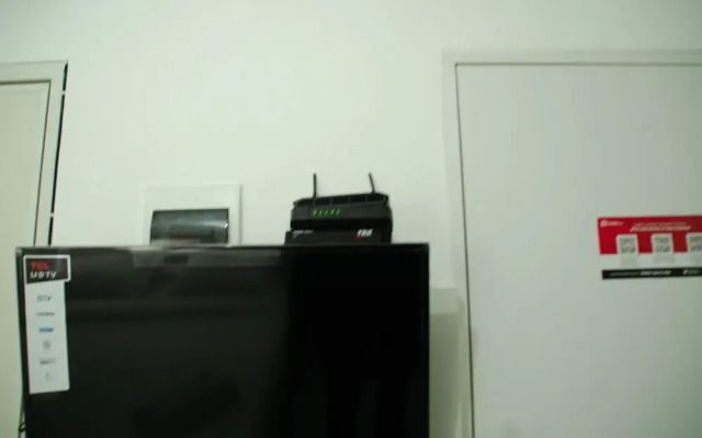 Cozy Studio Apartment at Aeropolis Residence Near Cgk Airport