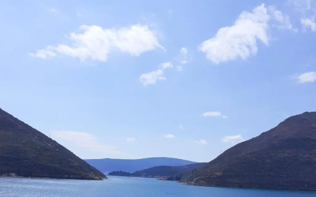 BellaVistaZmukic Guesthouse