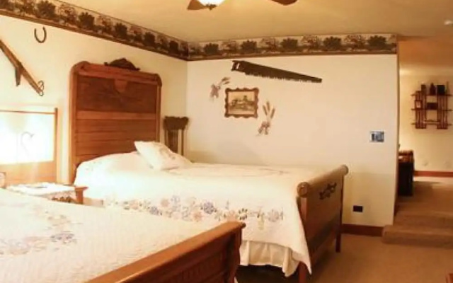 Anniversary House