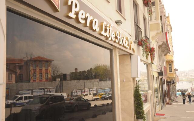 Pera Life Hotel вид на фасад